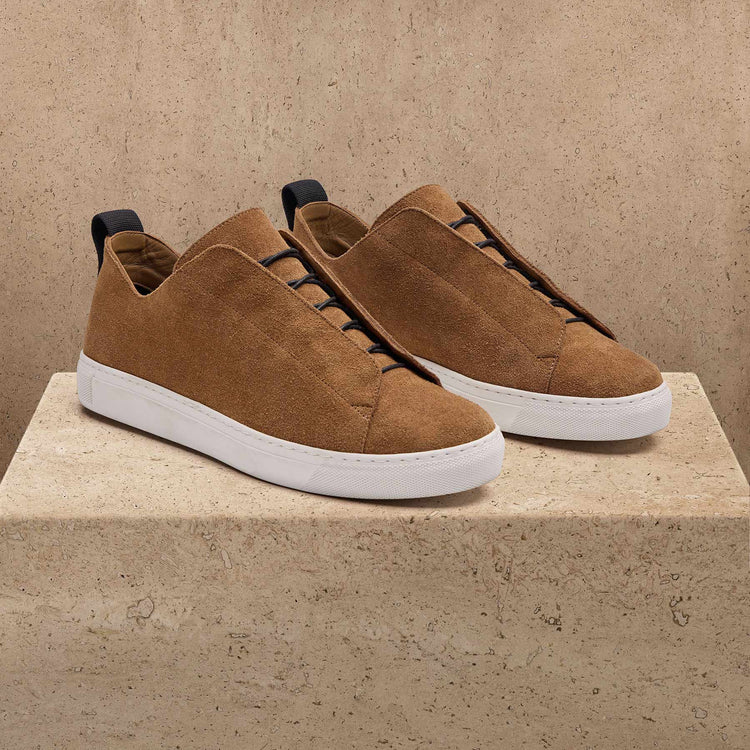 Men's Suede Solstice Sneaker in Chestnut | James Perse Los Angeles