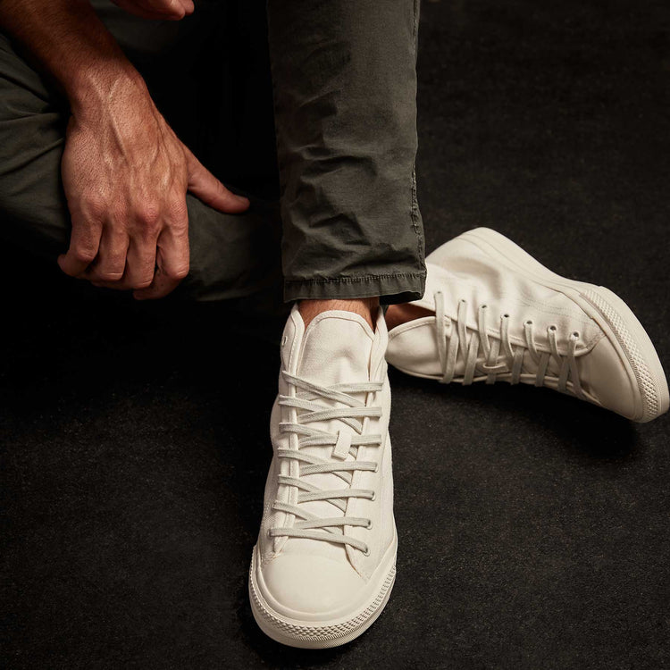 Men's High Top Vulcanized Sneaker In Canvas | James Perse Los Angeles