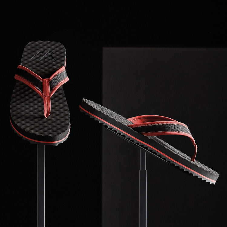 Men's Y/OSEMITE Sport Flip Flop in Black/Sunstone | James Perse Los Angeles 