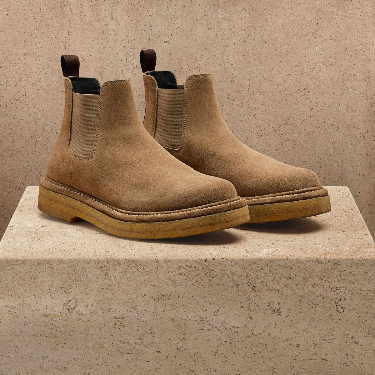Men's Suede Chelsea Boot In String | James Perse Los Angeles