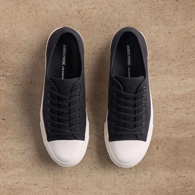 Men's Cotton Canvas Low Top Sneaker in Black | James Perse Los Angeles