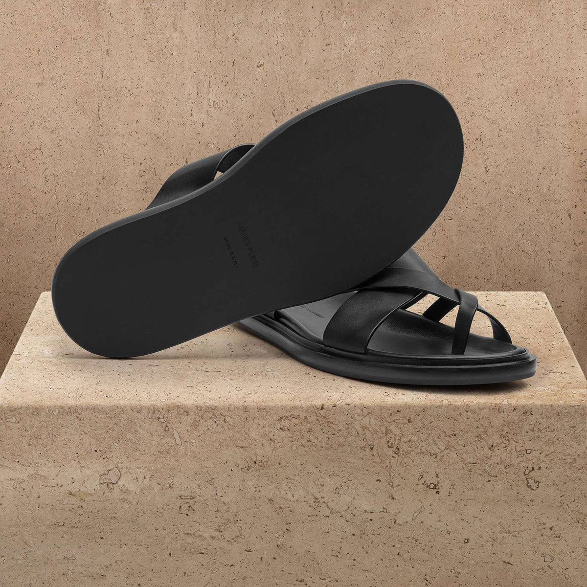 Men's Calf Leather Sandal In Black | James Perse Los Angeles