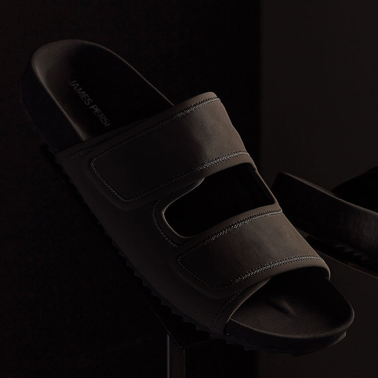 Binding Velcro Slide - Black/Black | James Perse Los Angeles