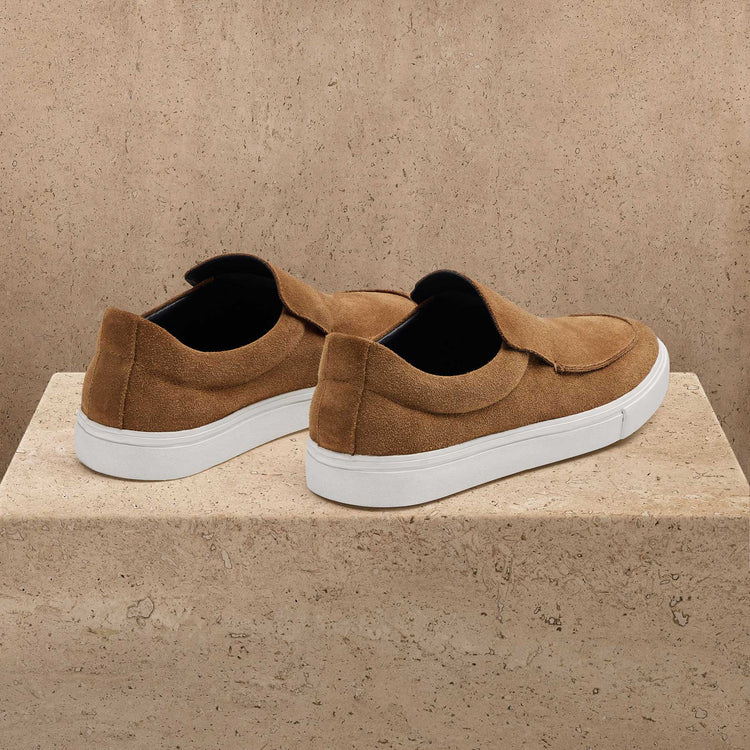 Men's Coastal Suede Slip On in Chestnut | James Perse Los Angeles