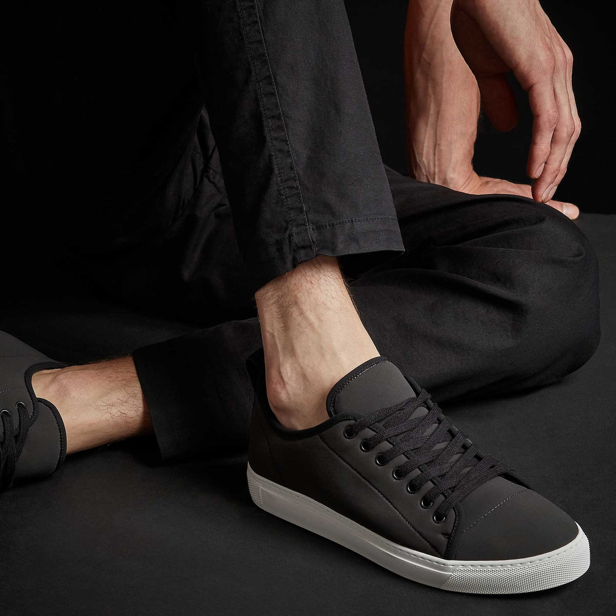 Carbon Low - Carbon Grey | James Perse Los Angeles