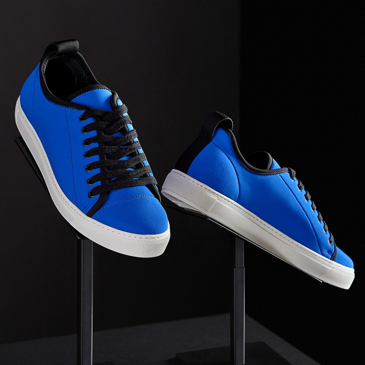 Men's Carbon Low in Royal Blue | James Perse Los Angeles