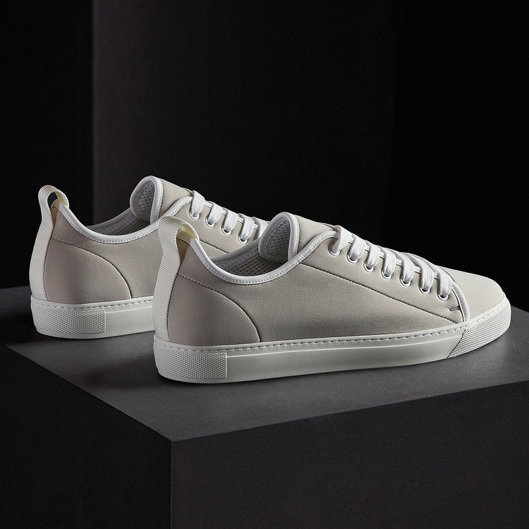 Men's Carbon Low in Sand | James Perse Los Angeles