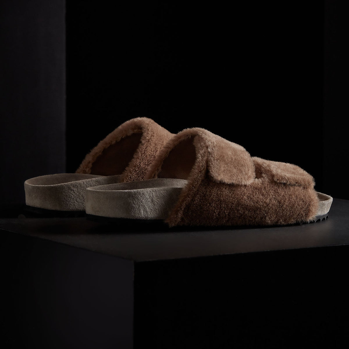 Alpaca Double Strap Slide - Chestnut/Earth | James Perse Los Angeles