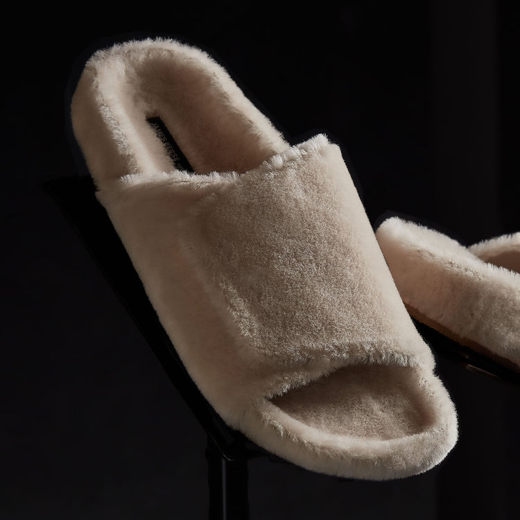 Alpaca Velcro Slide - Beige | James Perse Los Angeles