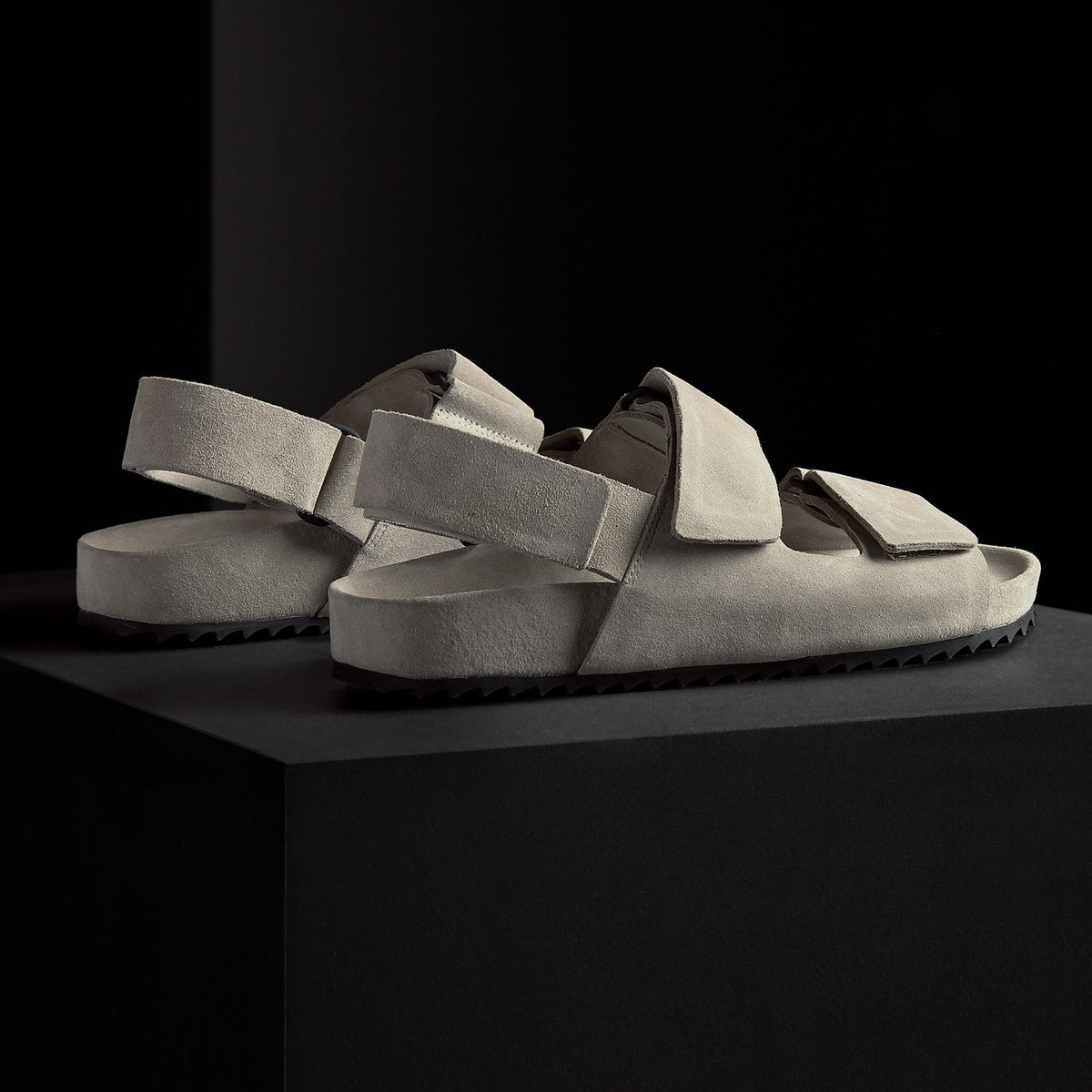 Women's Double Strap Velcro Sandal in Earth | James Perse Los Angeles 