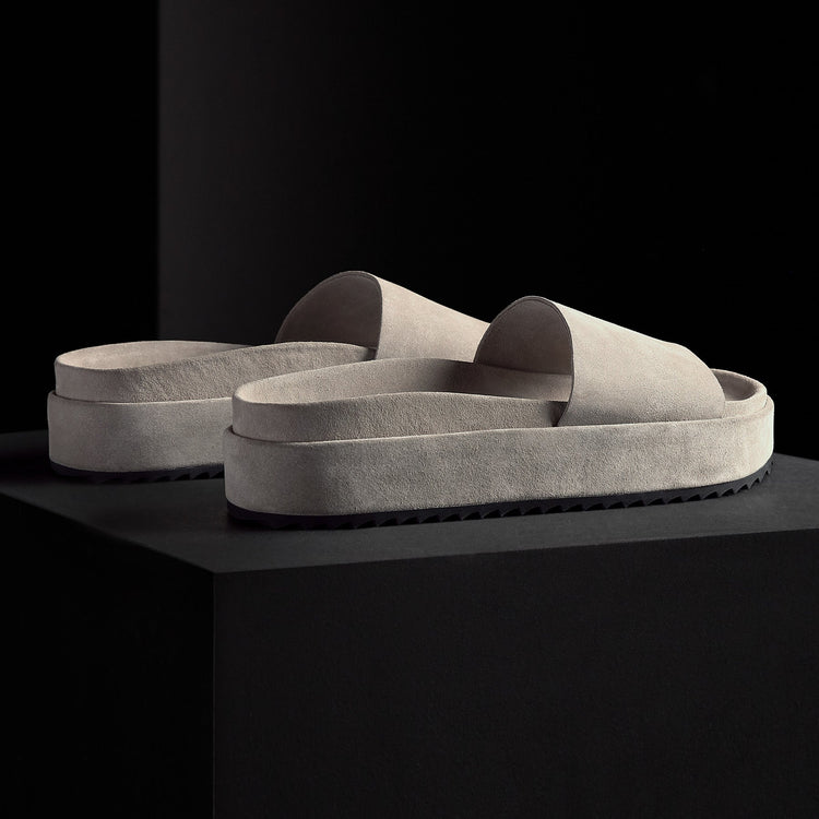 Women's Single Strap Platform Slid in Earth | James Perse Los Angeles 