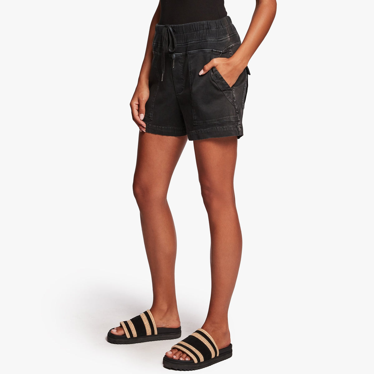 Cotton Slub Military Short In Black Pigment | James Perse Los Angeles