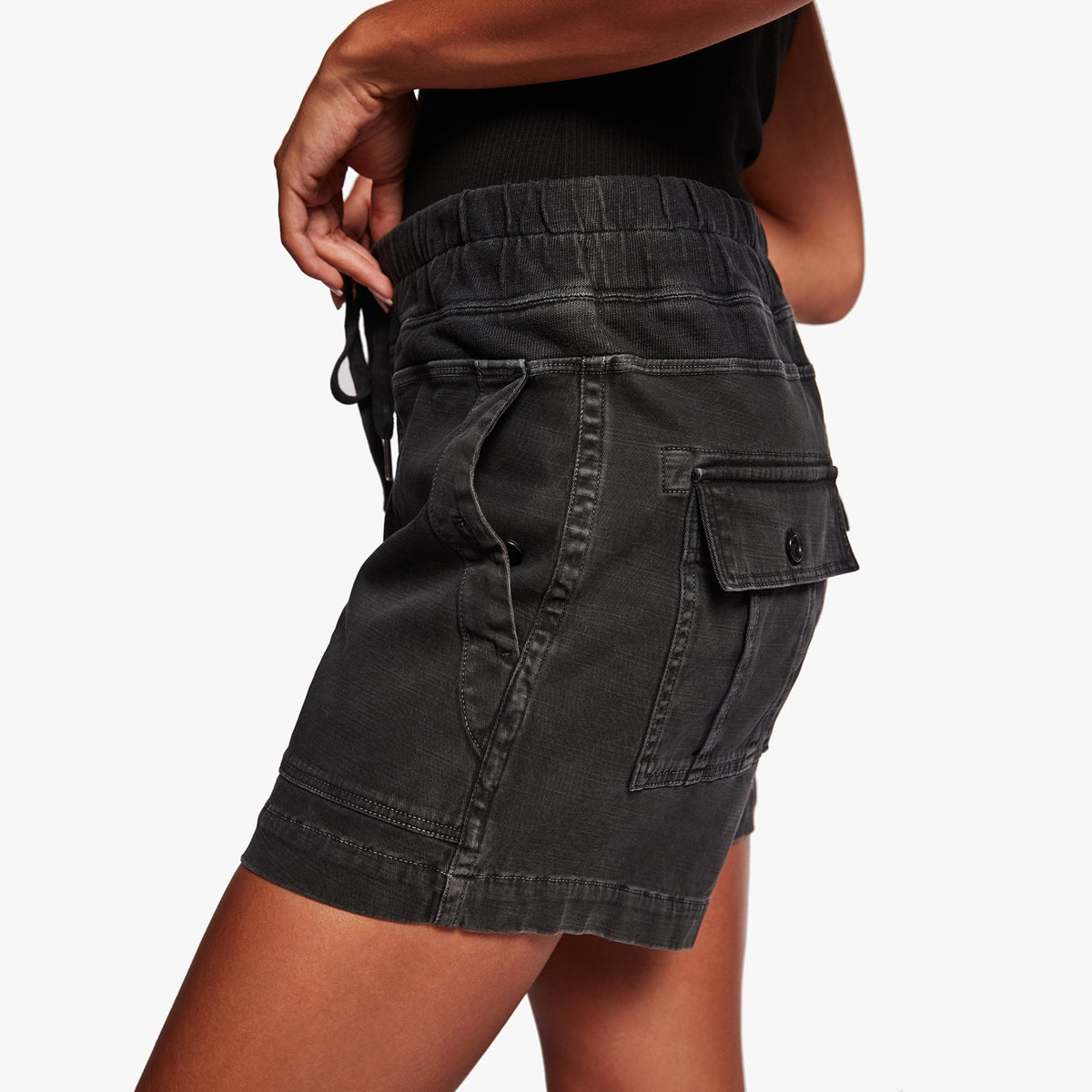 Cotton Slub Military Short In Black Pigment | James Perse Los Angeles
