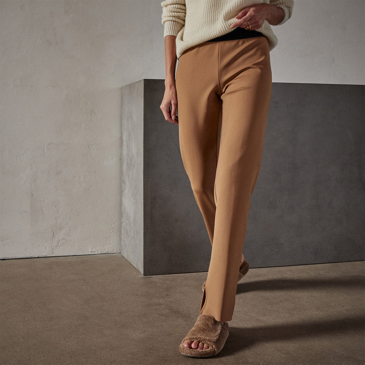 Matte Scuba Slim Fit Pant in Copper | James Perse Los Angeles