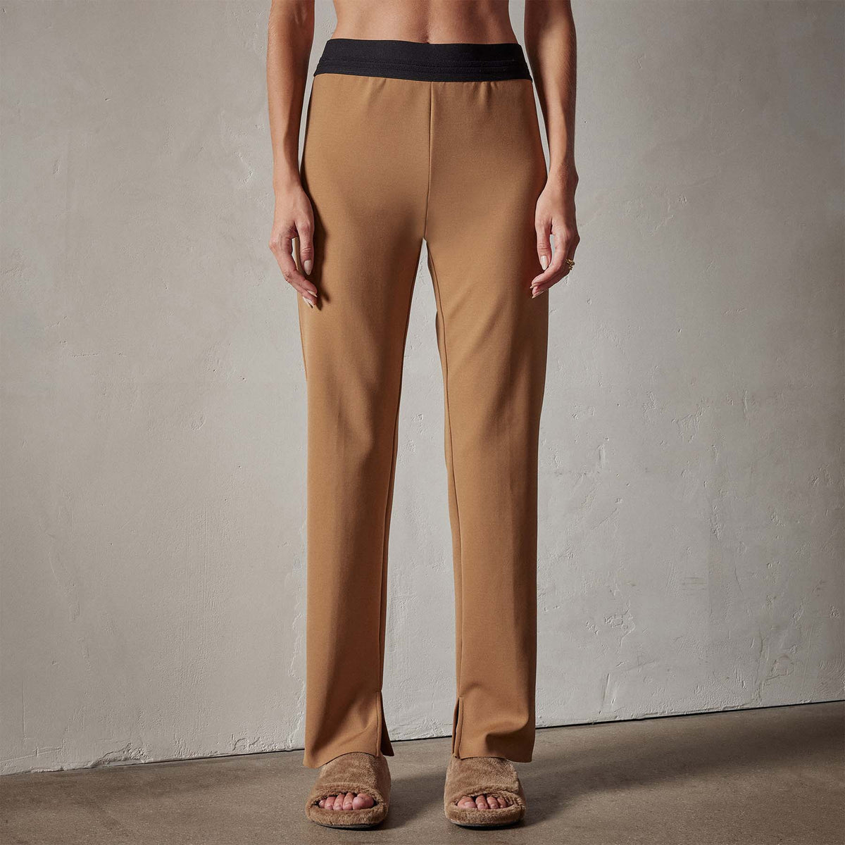 Matte Scuba Slim Fit Pant in Copper | James Perse Los Angeles