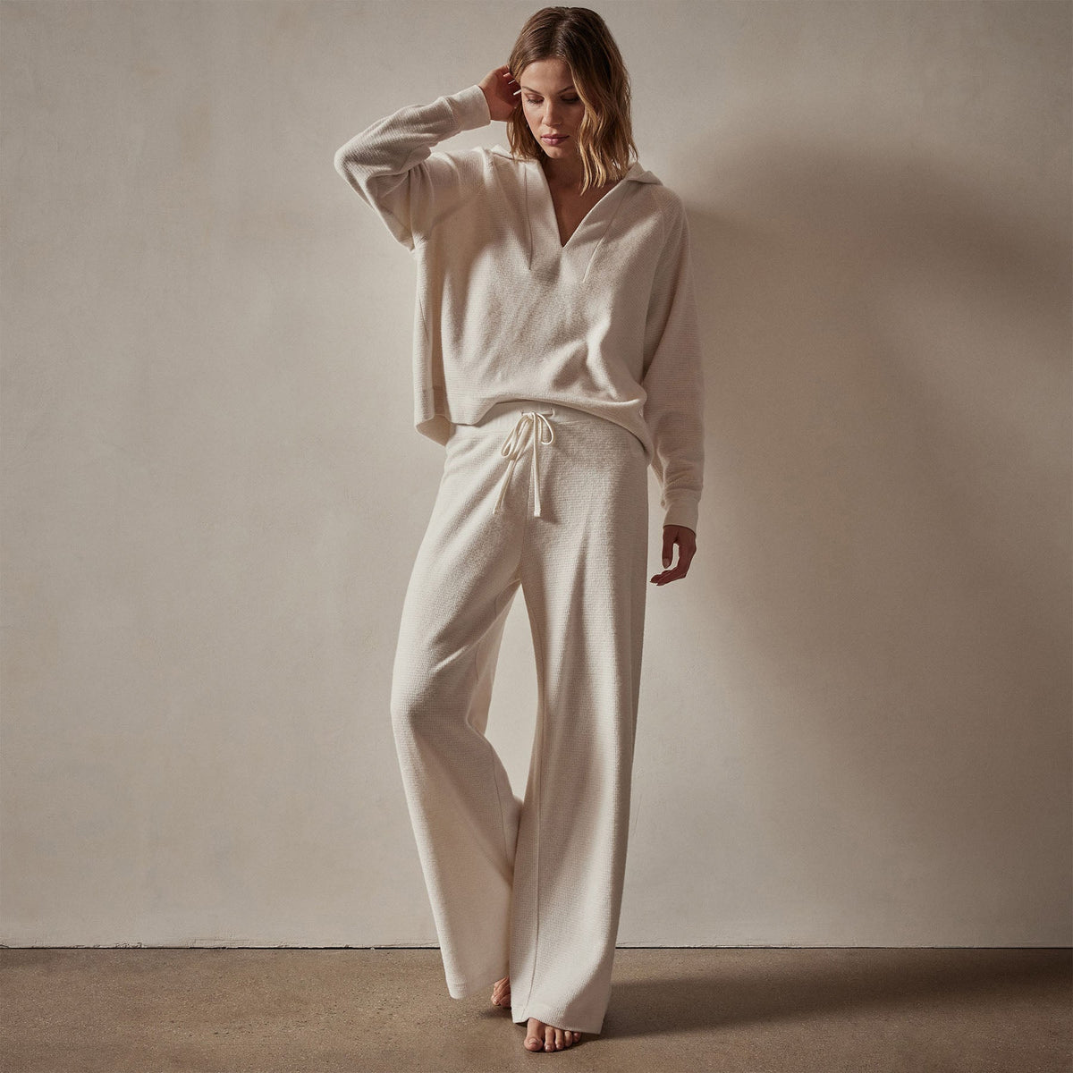 Wide Leg Lounge Pant in Oyster | James Perse Los Angeles