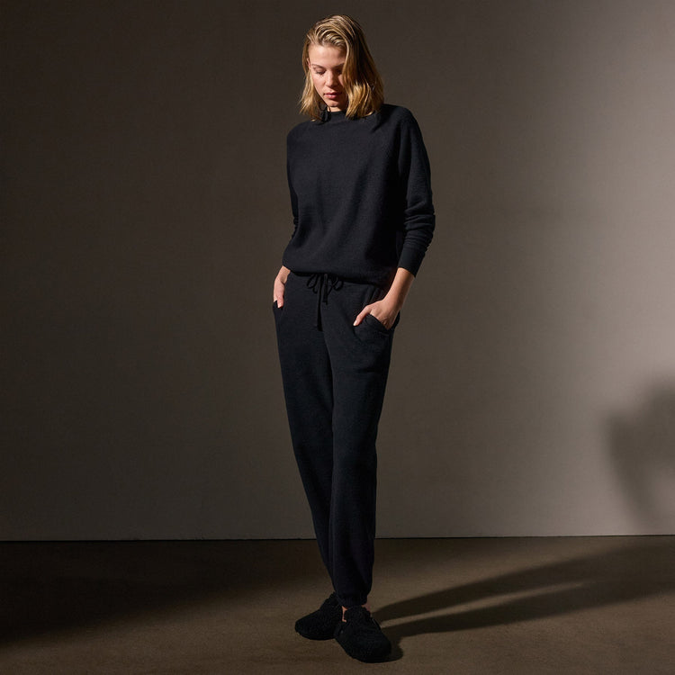 Brushed Thermal Sweat Pant  in Black | James Perse Los Angeles