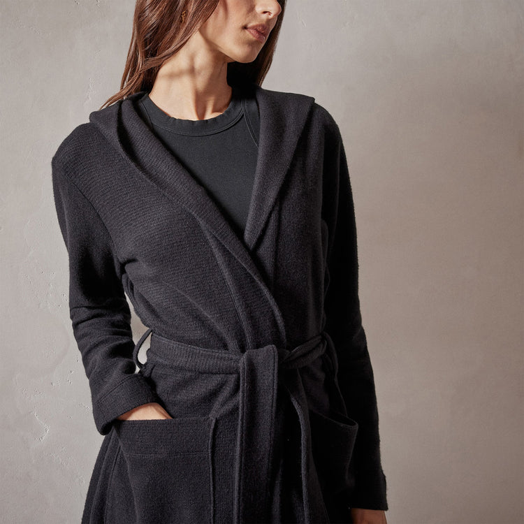 Brushed Thrml Knit Hooded Robe in Black | James Perse Los Angeles