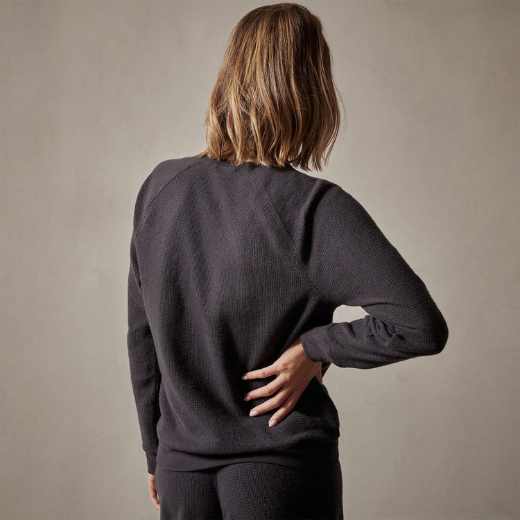 Relaxed Thermal Raglan Top in Magma | James Perse Los Angeles