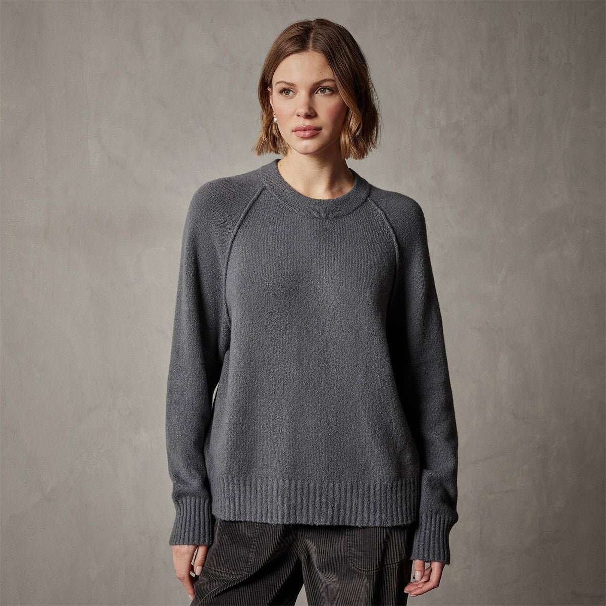 Cotton Cashmere Blend Pullover in Flint | James Perse Los Angeles