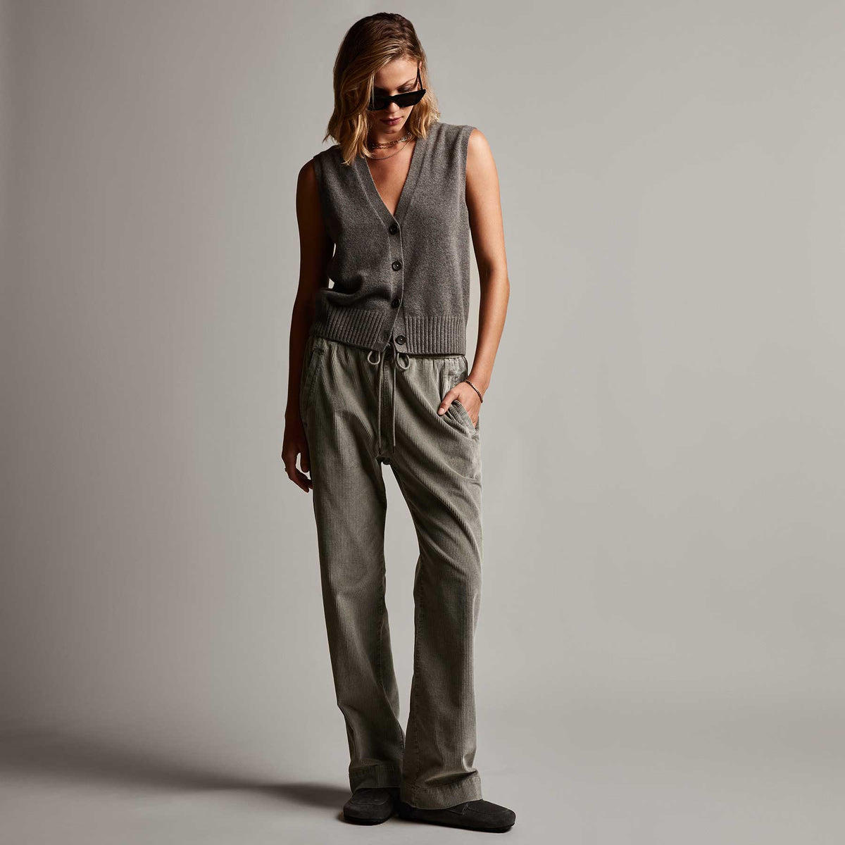 Cotton Chashmere Button Vest in Burro | James Perse Los Angeles