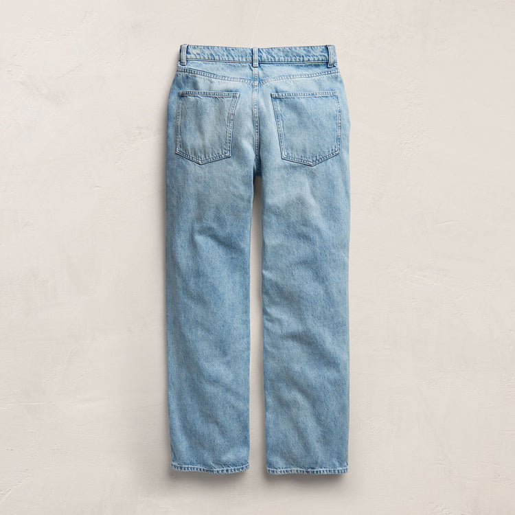 Relaxed Fit Jean in Light Blue Wash | James Perse Los Angeles