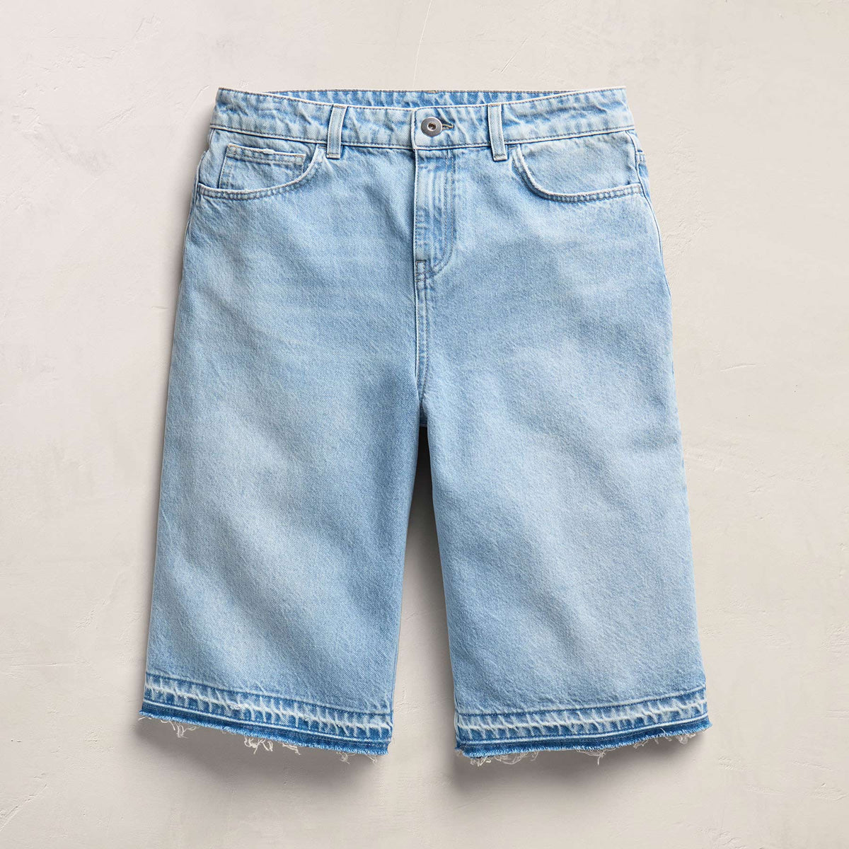 Relaxed Jort in Light Blue Wash | James Perse Los Angeles