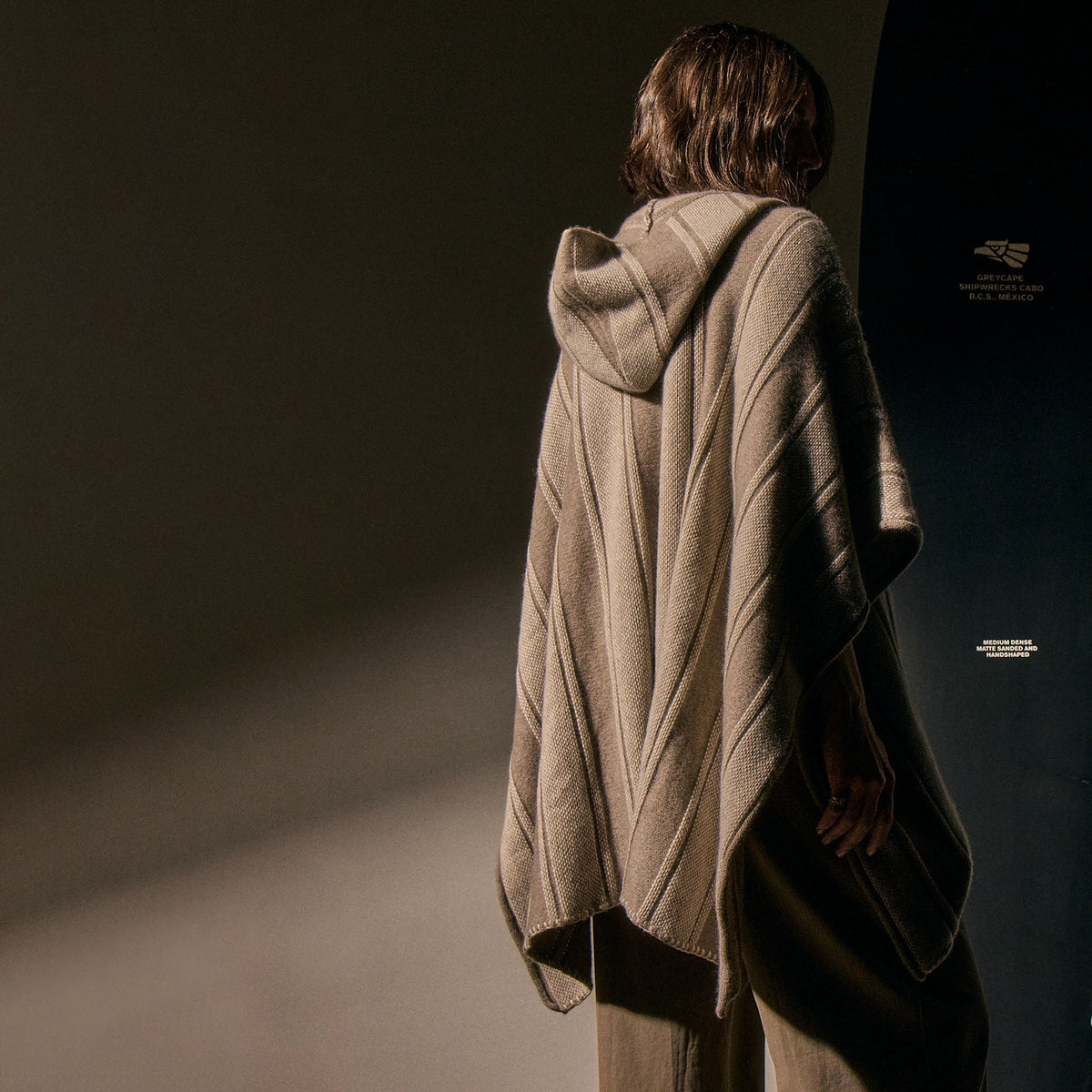 Womens Poncho in Natural Stripe | James Perse Los Angeles