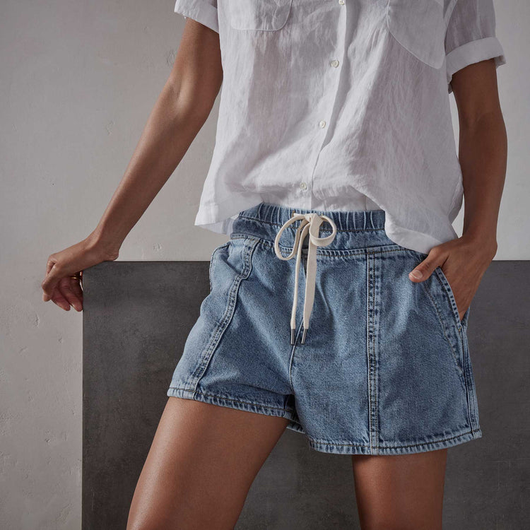 Patch Pocket Denim Short - Light Indigo | James Perse Los Angeles