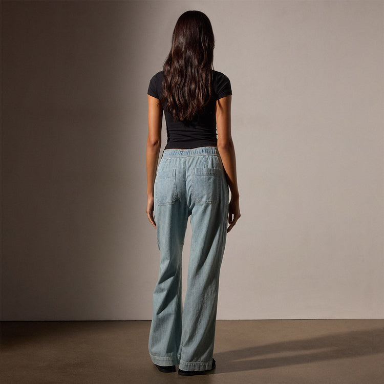 Wide Leg Pull On Denim Pant in Bleach Wash | James Perse Los Angeles