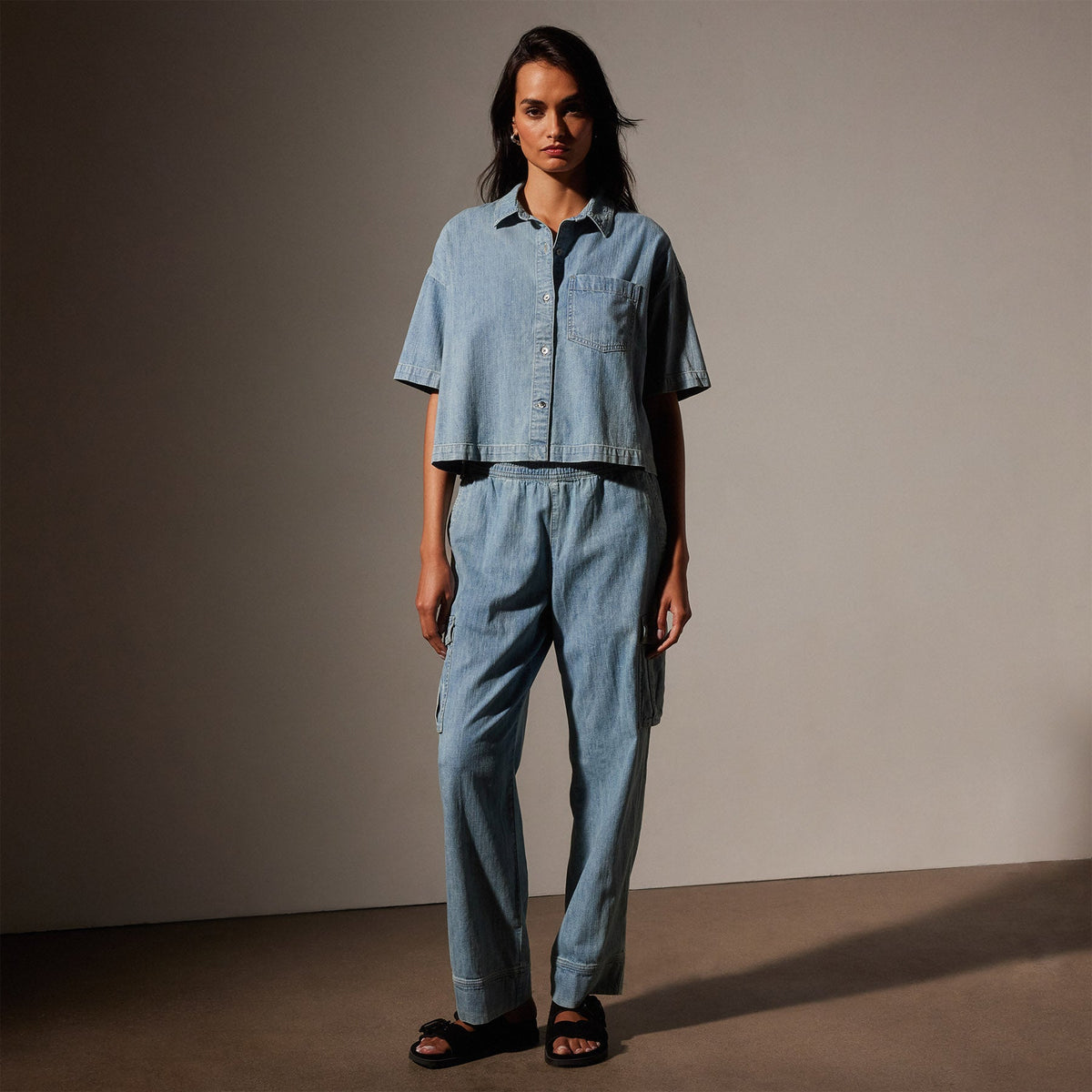 Short Sleeve Crop Denim Shirt in Bleach Wash | James Perse in Los Angeles