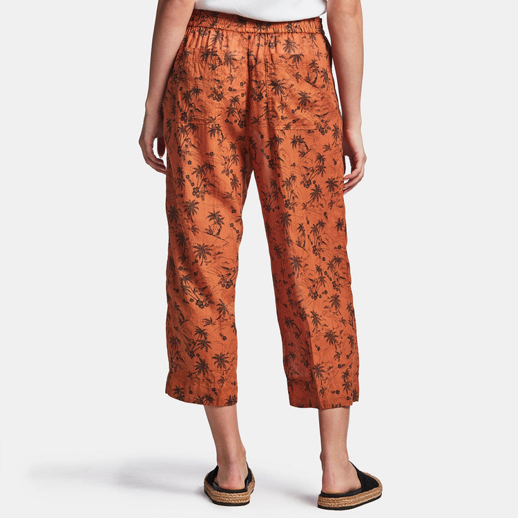 Island Print Cropped Pant In Amber Island Print | James Perse Los Angeles