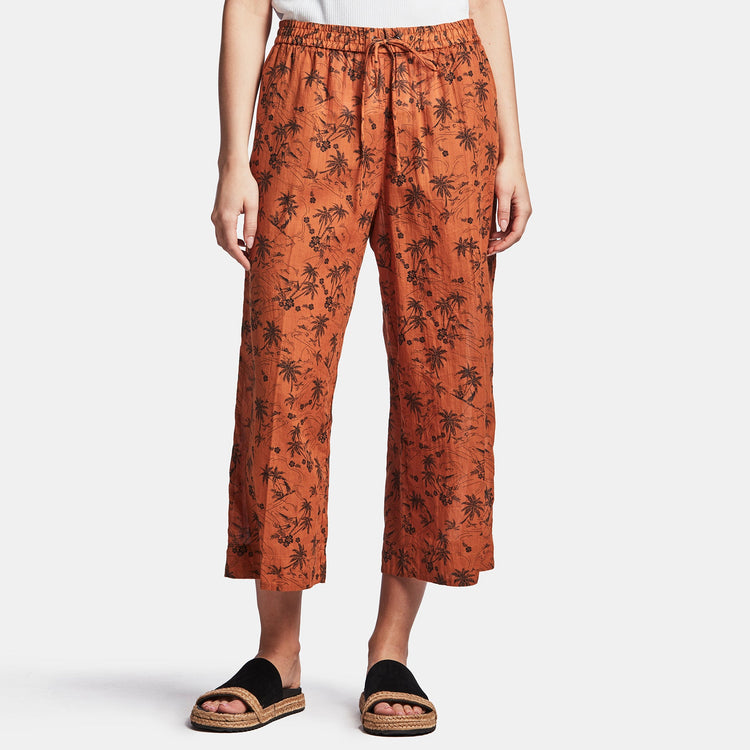 Island Print Cropped Pant In Amber Island Print | James Perse Los Angeles