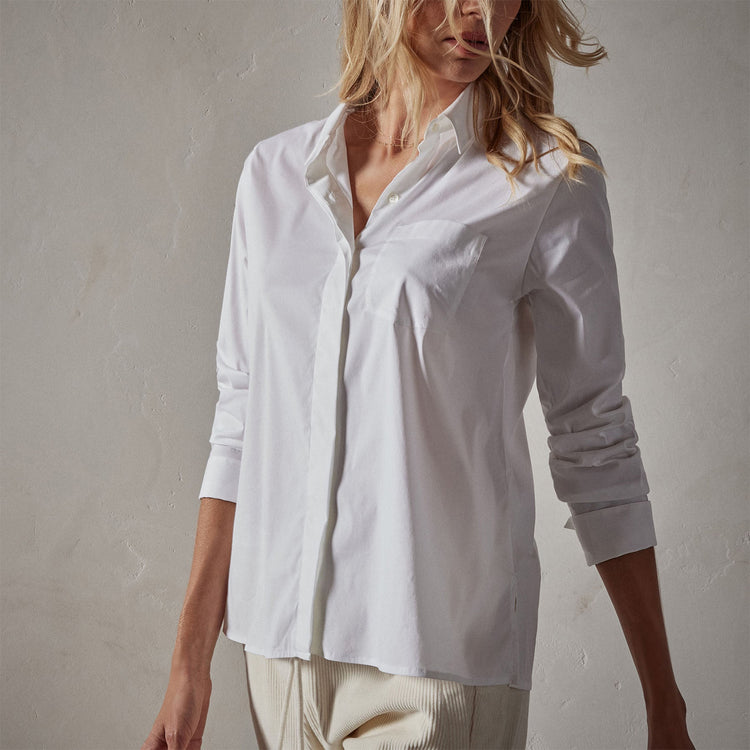 Matte Stretch Poplin Long Sleeve Shirt in White | James Perse Los Angeles