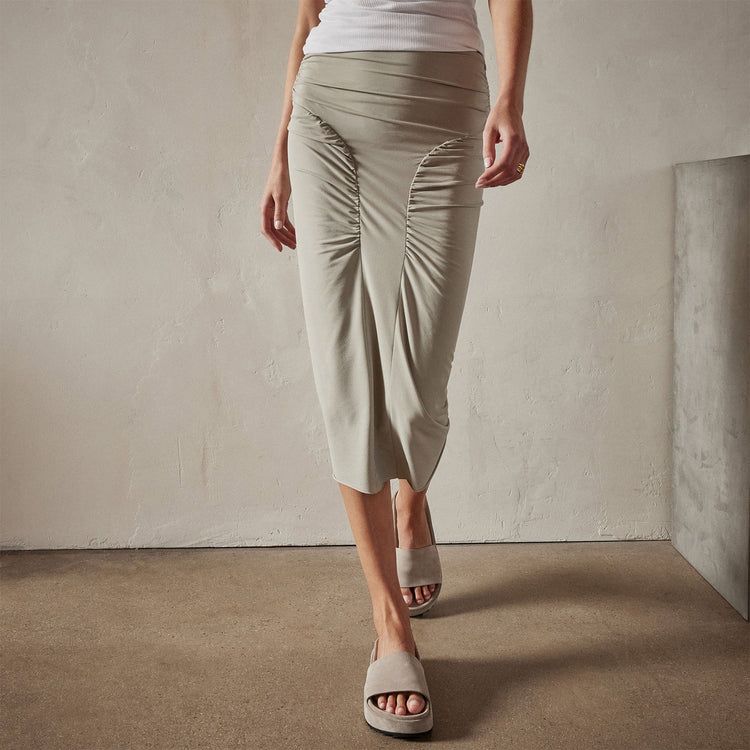 Ruched Pencil Skirt in Silt | James Perse Los Angeles 