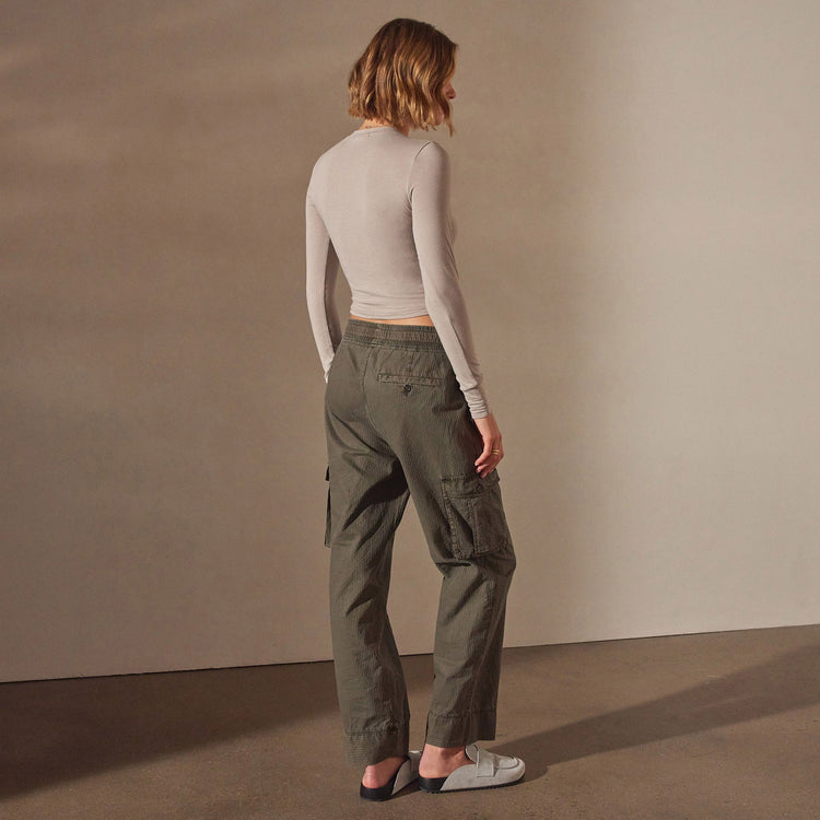 Seersucker Cargo Pant in Army Green Pigment | James Perse Los Angeles