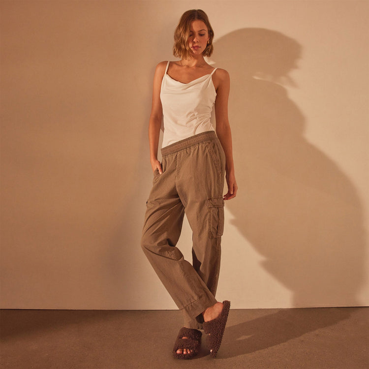 Seersucker Cargo Pant in Cashew Pigment | James Perse Los Angeles
