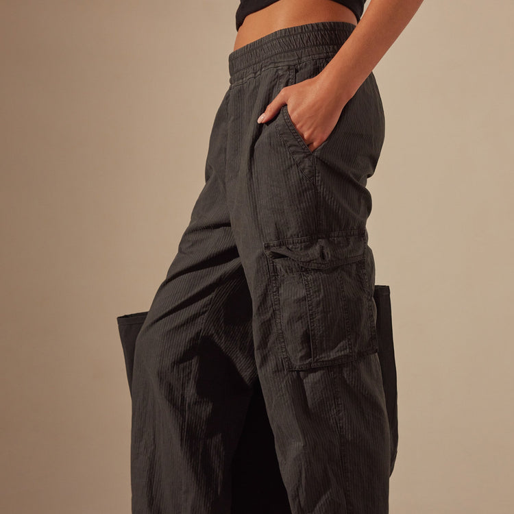 Seersucker Cargo Pant in Magma Pigment | James Perse Los Angeles
