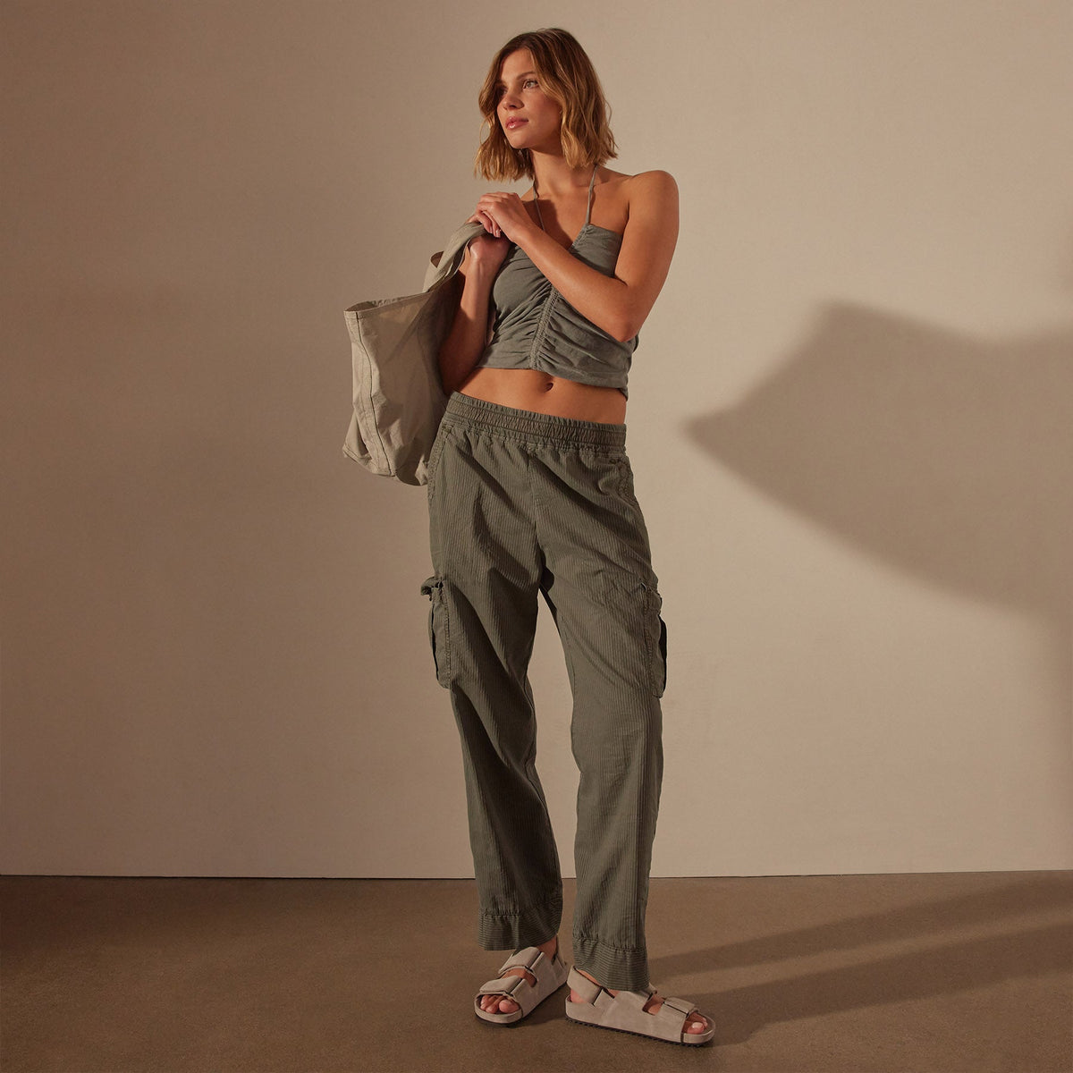 Seersucker Cargo Pant in Palm Pigment | James Perse Los Angeles