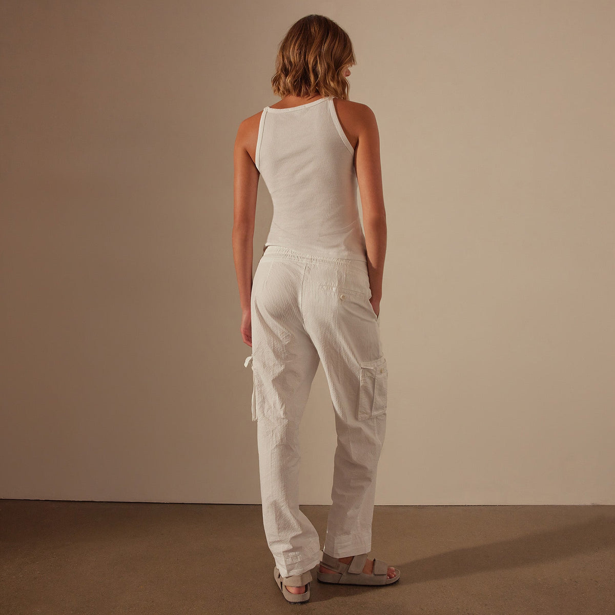 Seersucker Cargo Pant in White | James Perse Los Angeles