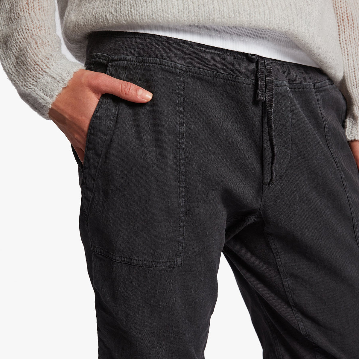 Mixed Media Pant in Carbon Pigment | James Perse Los Angeles