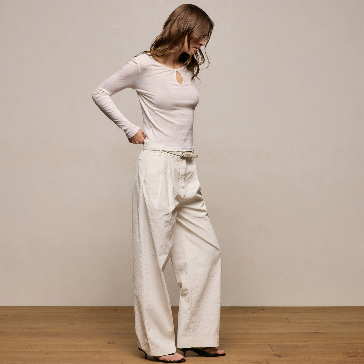 Cotton Cashmere Rib Keyhole Top in Off White | James Perse Los Angeles