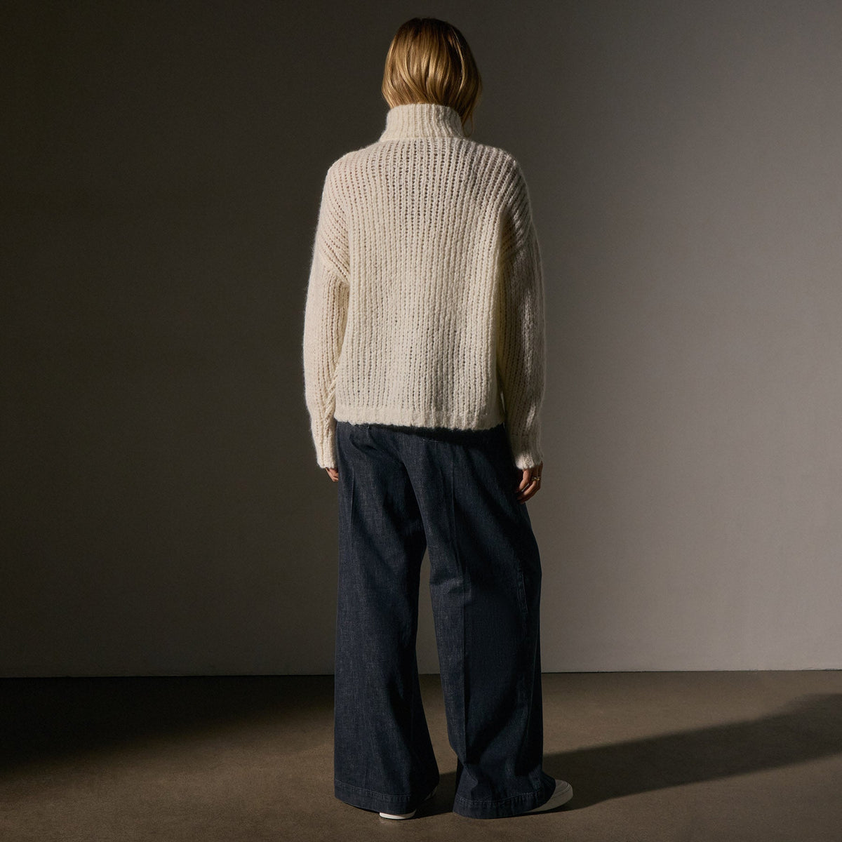 Cloud Knit Cardigan  in Snow | James Perse Los Angeles