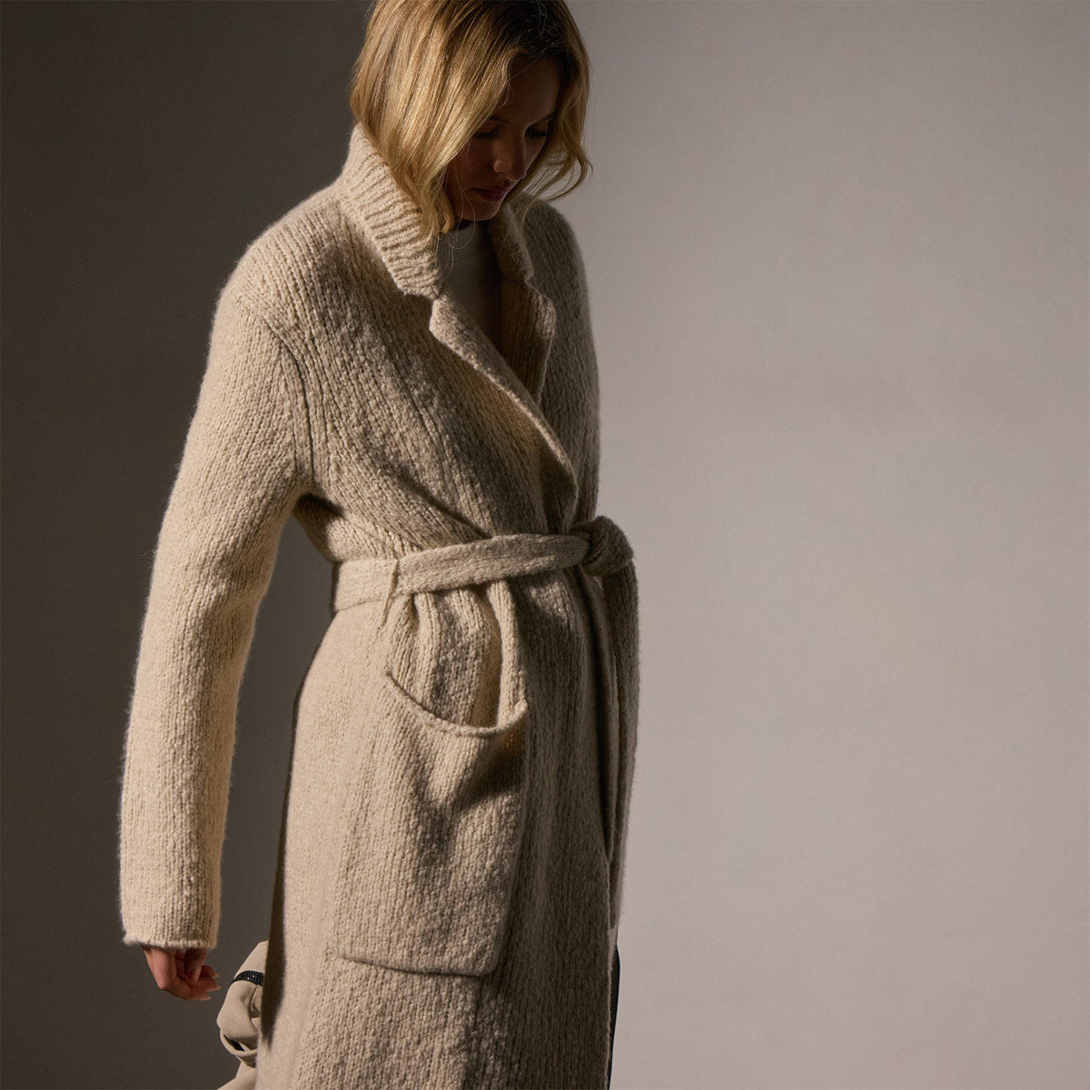 Cashmere Double Breasted Coat in Biscotti | James Perse Los Angeles