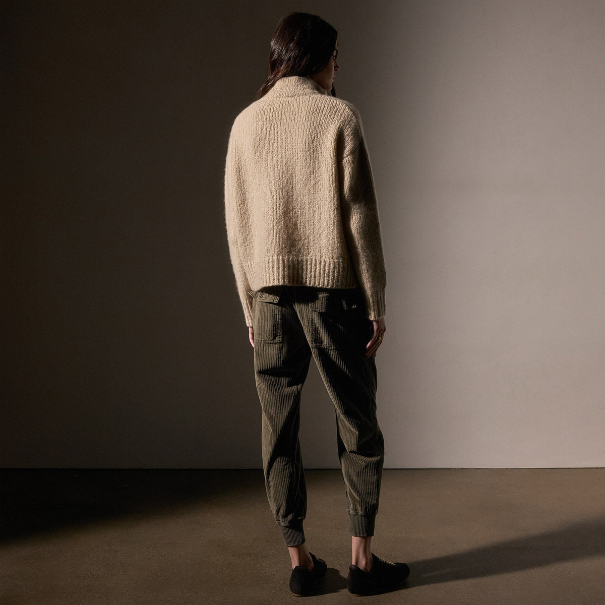Low Gauge Cashmere Half Zip  in Biscotti | James Perse Los Angeles