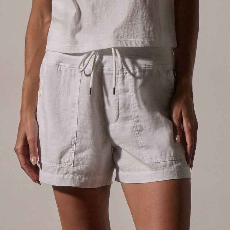 Linen Military Short in White | James Perse Los Angeles