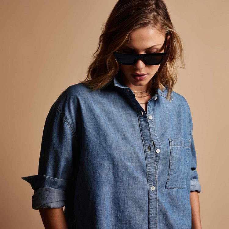 Cropped Boxy Denim Shirt in Light Wash | James Perse Los Angeles