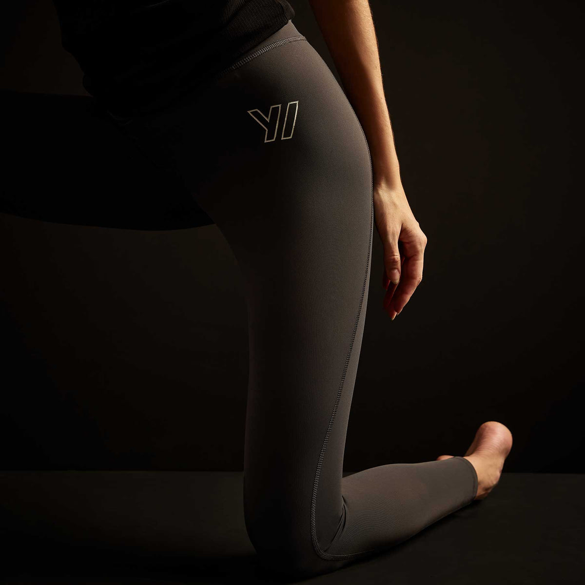 Y/OSEMITE Graphic Legging - Cannel/Grey | James Perse Los Angeles
