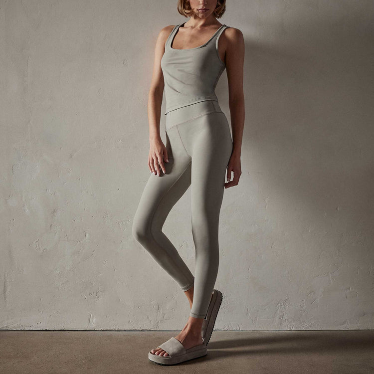 High Rise Yoga Legging in Olympic Grey | James Perse Los Angeles