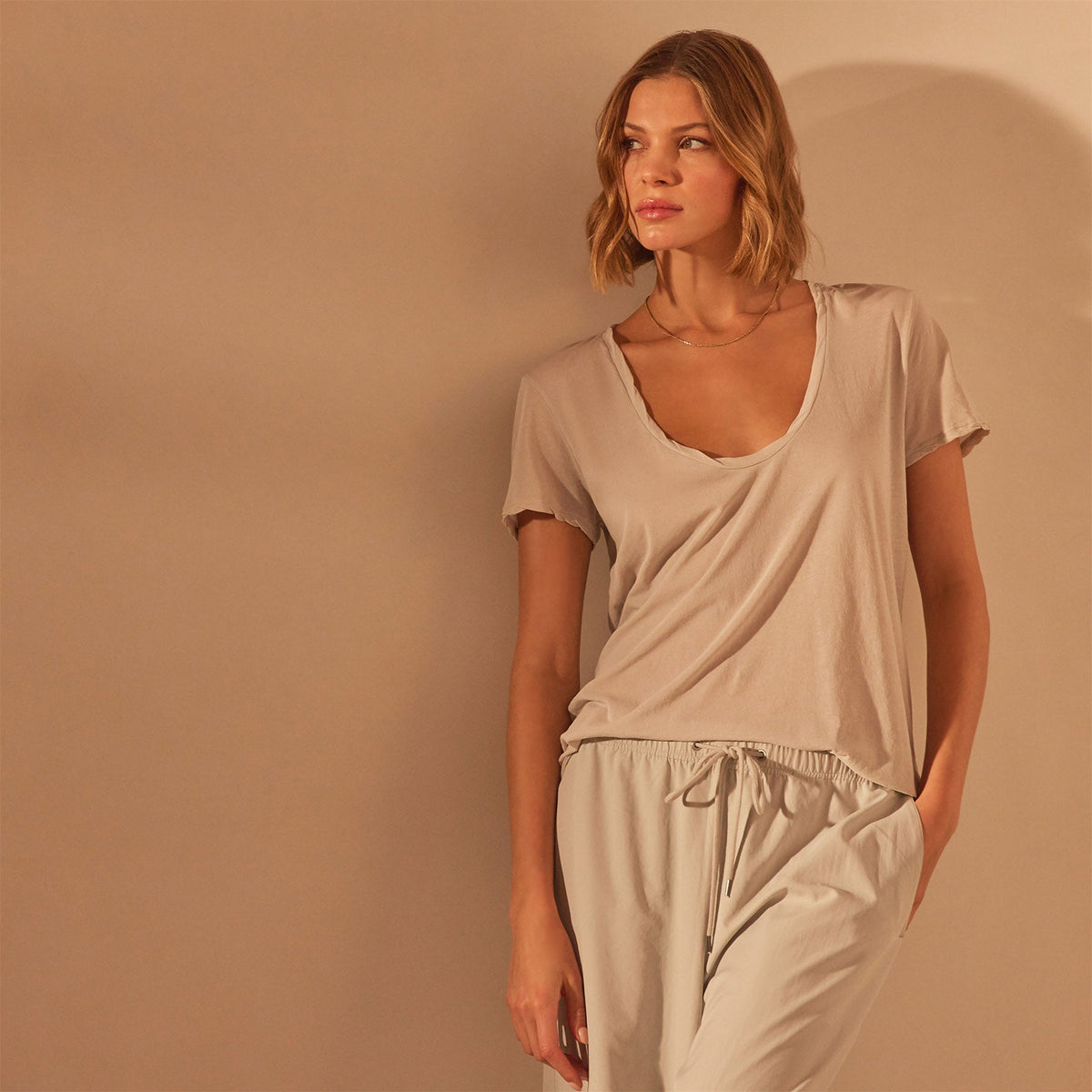 Stretch Jersey Short Sleeve in Salt | James Perse Los Angeles